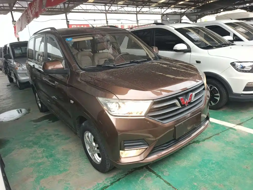 Wuling Hongguang 2019 — фото 4