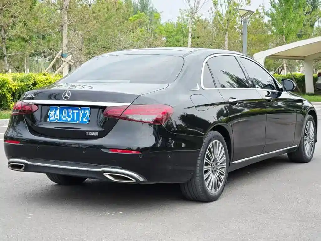 Mercedes-Benz E-Class 2023