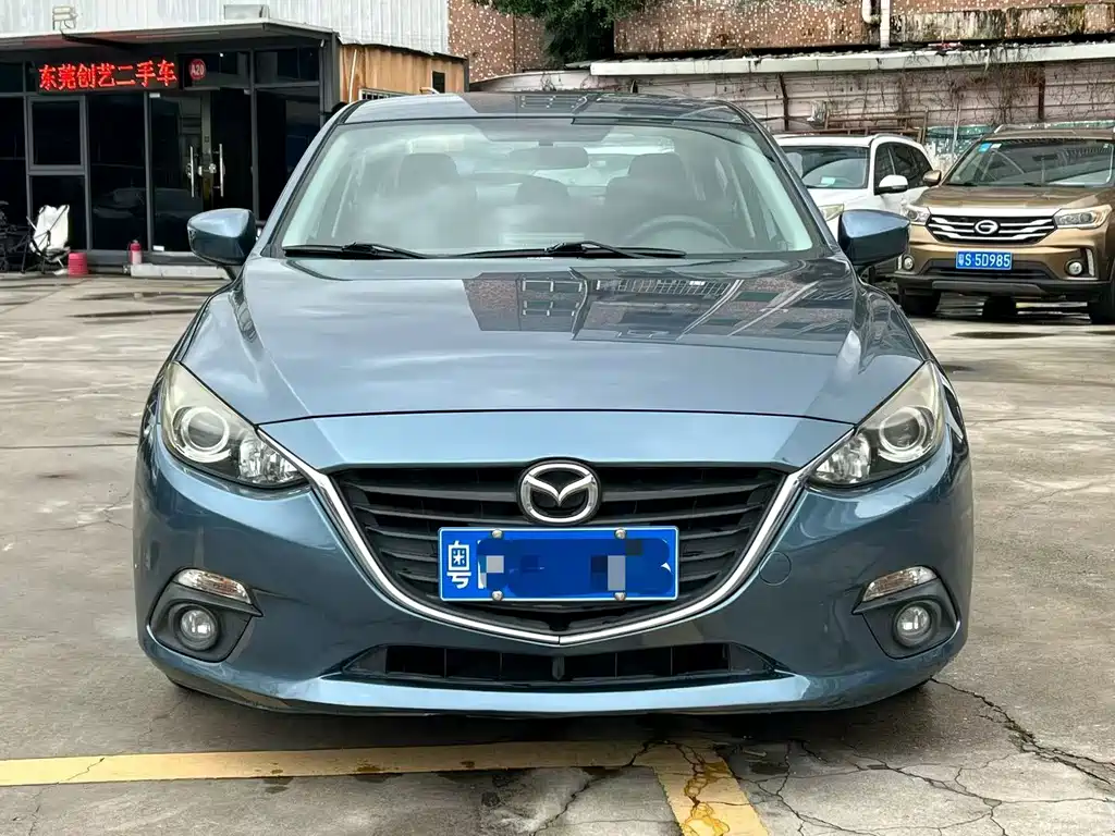 Mazda 3 Axela 2016 — фото 2