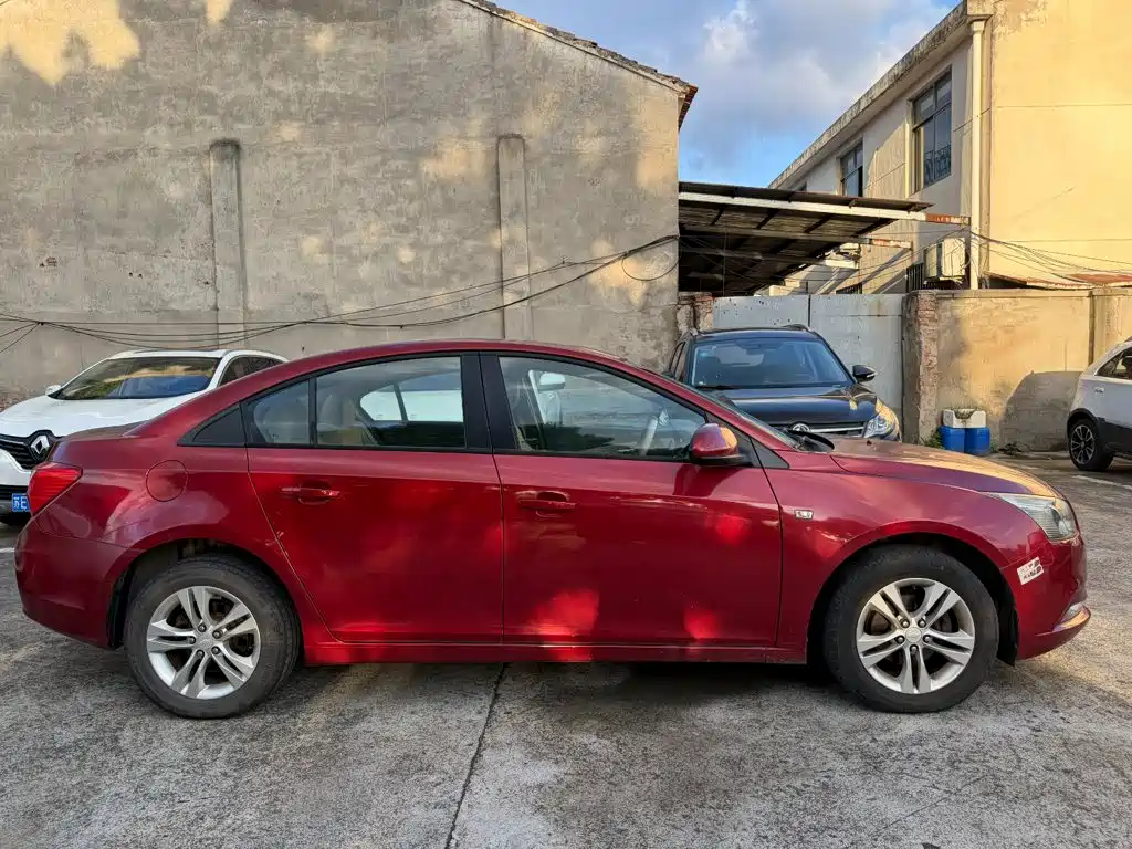 Chevrolet Cruze 2015 — фото 4