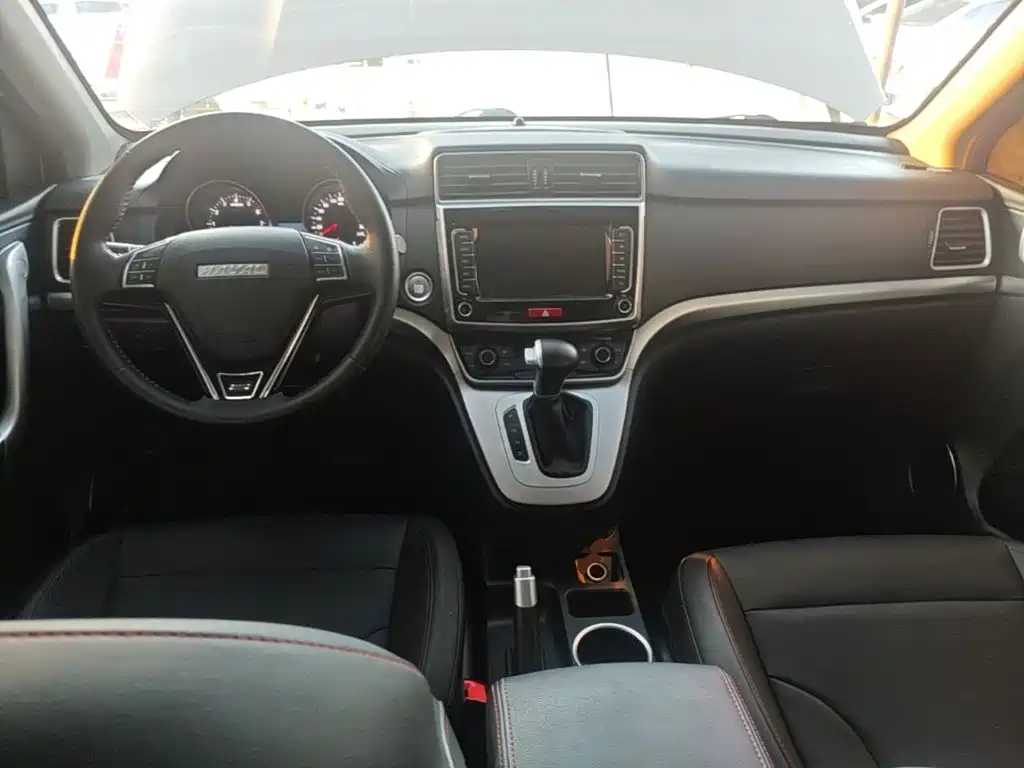 Haval M6 2020 — фото 10