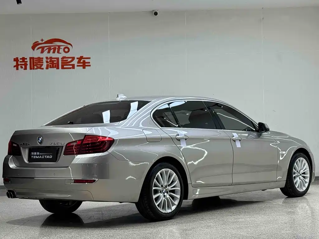 BMW 5 Series 2016 — фото 6