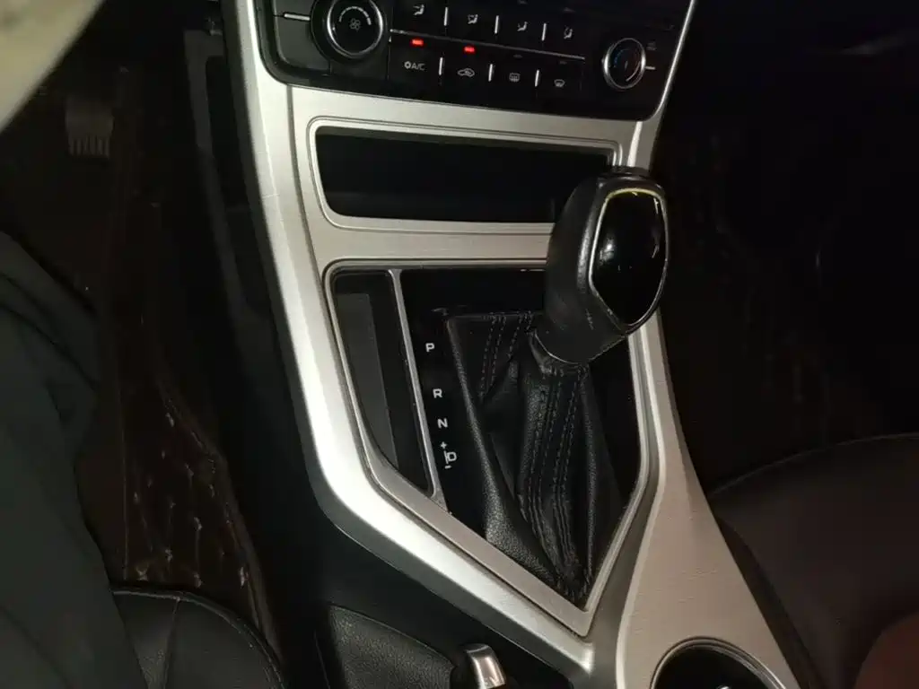 Geely Vision 2017 — фото 14