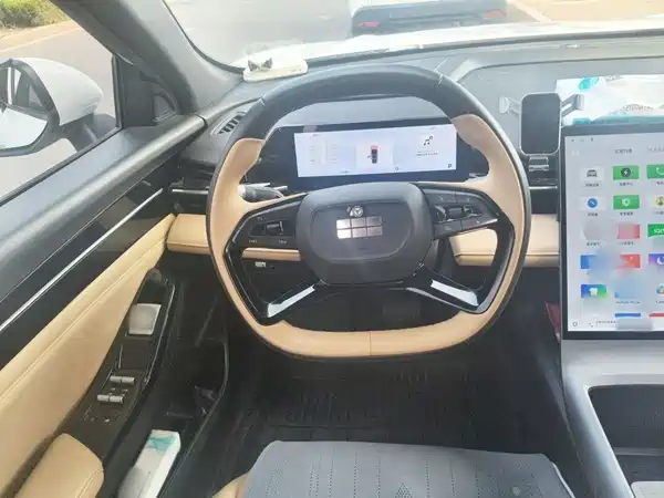 Geely Galaxy L6 2024