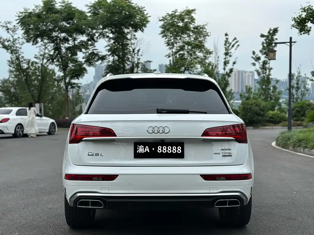 Audi Q5L 2022 — фото 3