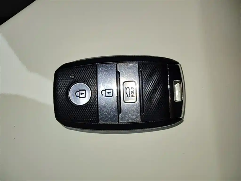 Kia KX Cross 2018 — фото 9