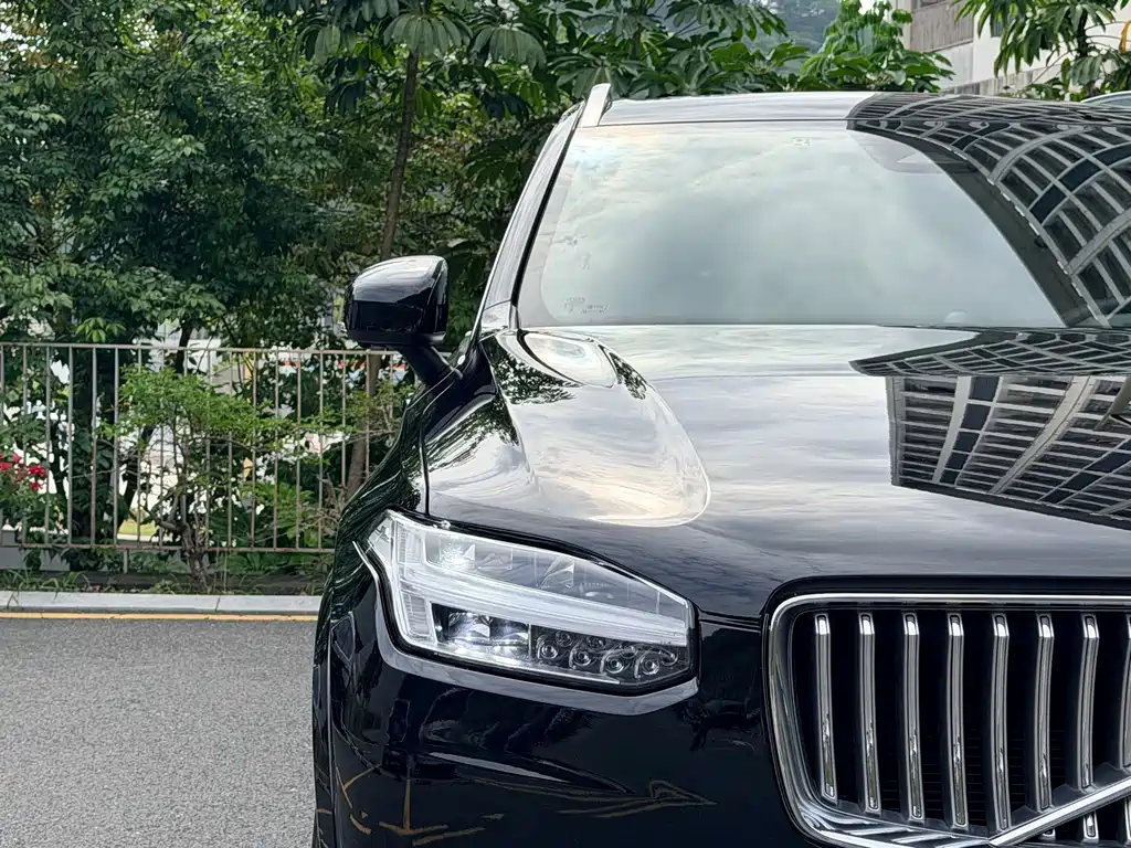 Volvo XC90 2023 — фото 4