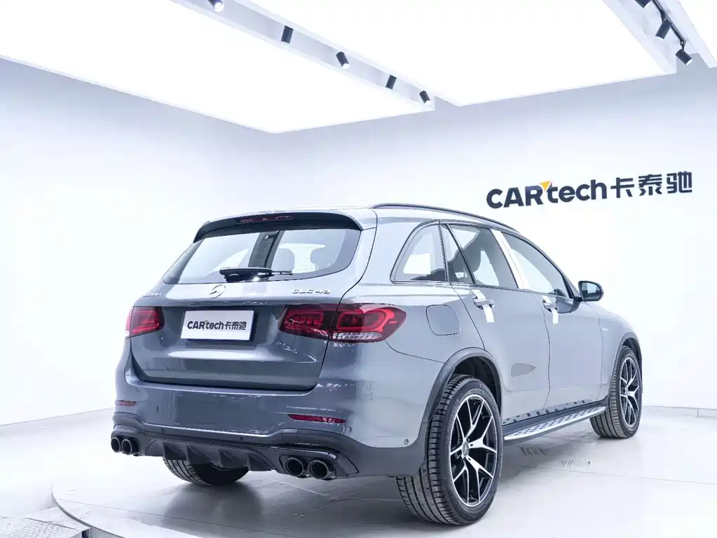 Mercedes-Benz GLC AMG 2021 — фото 23