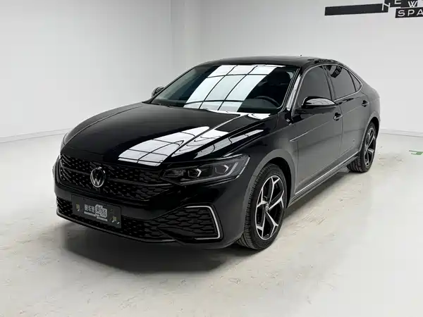 Volkswagen Passat 2024