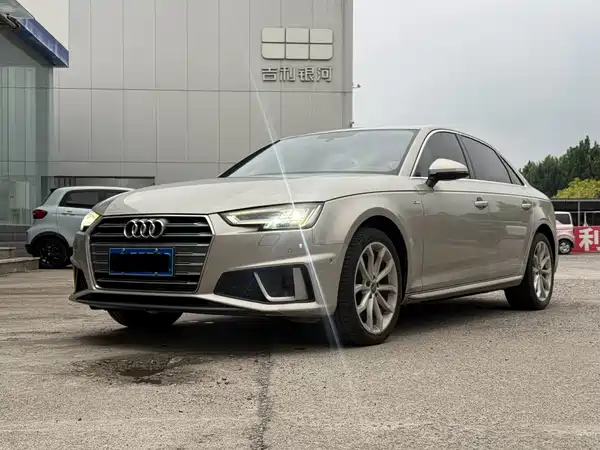 Audi A4L 2019