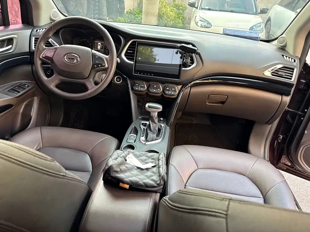 GAC Motor Trumpchi GS4 2016 — фото 8