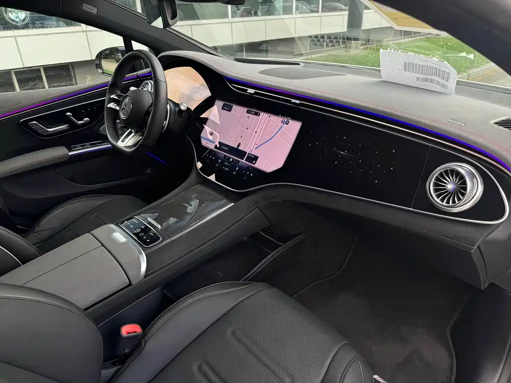 Mercedes-Benz EQS AMG 2026 — фото 16