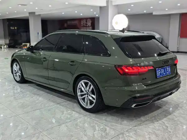Audi A4 2024