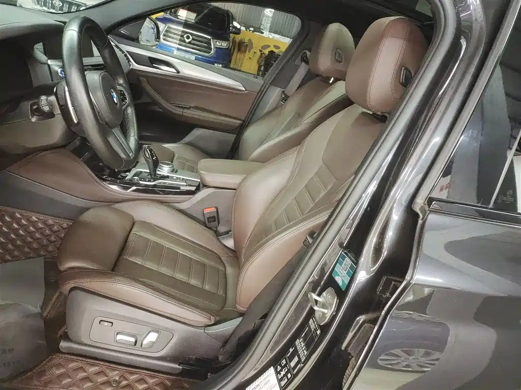 BMW X4 2020 — фото 11