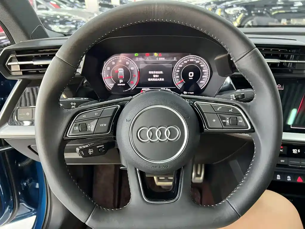 Audi A3 2021 — фото 11