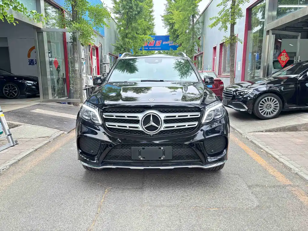 Mercedes-Benz GLS 2018 — фото 2