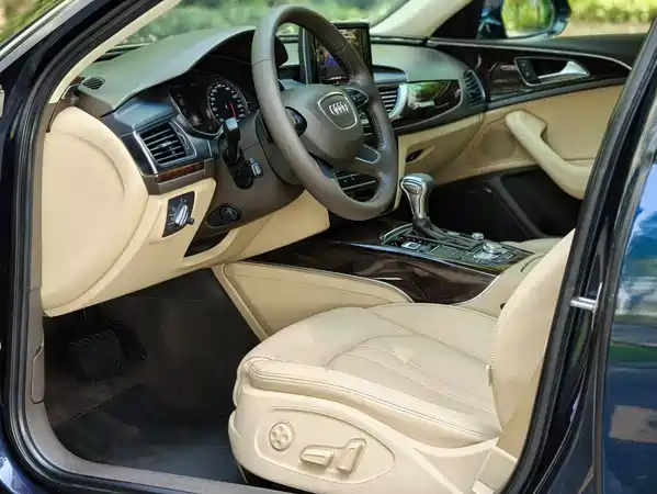 Audi A6L 2012