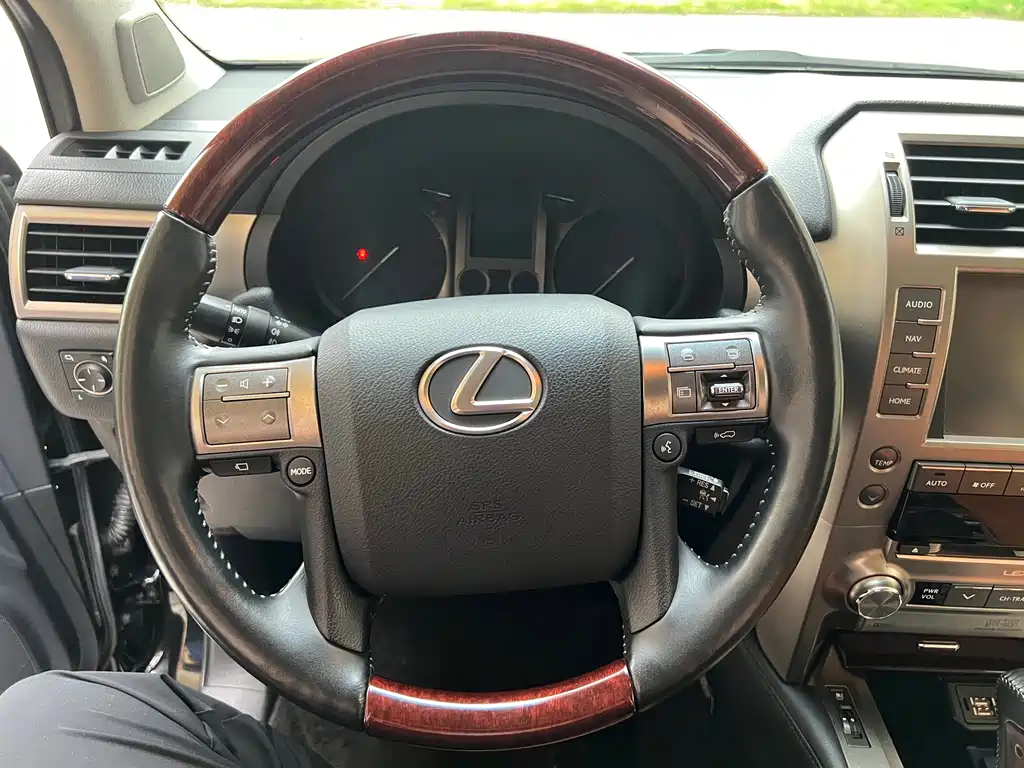 Lexus GX 2014 — фото 12