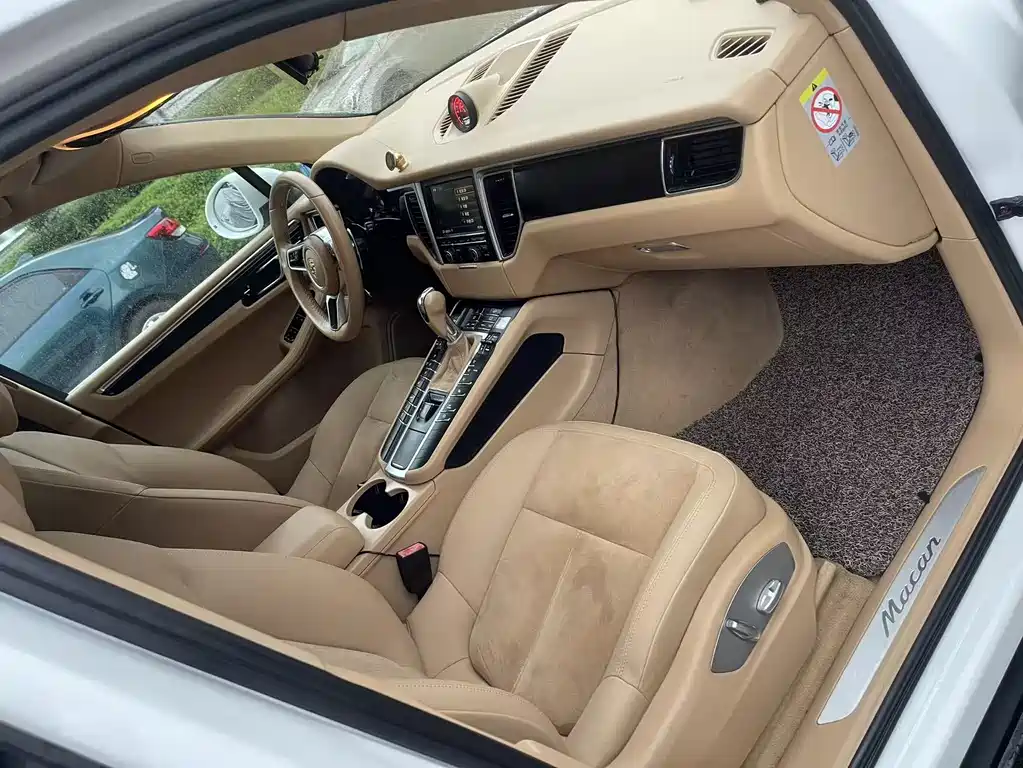 Porsche Macan 2015 — фото 13