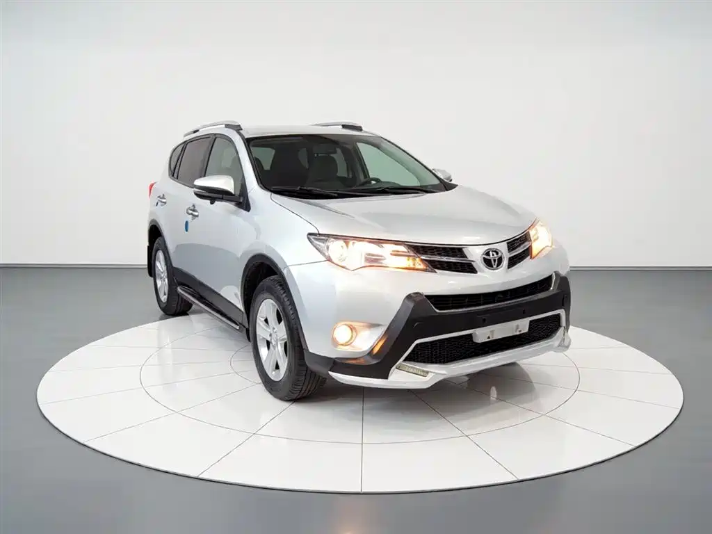 Toyota RAV4 2014 — фото 22