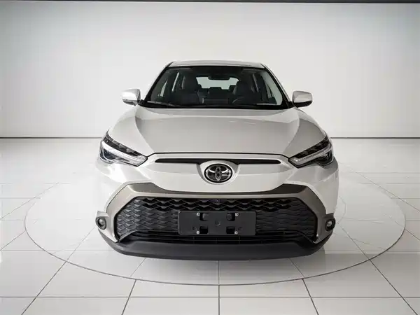 Toyota Frontlander 2022