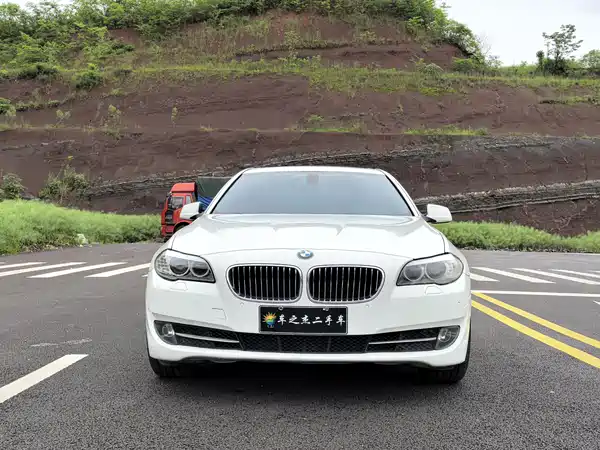 BMW 5 Series 2012