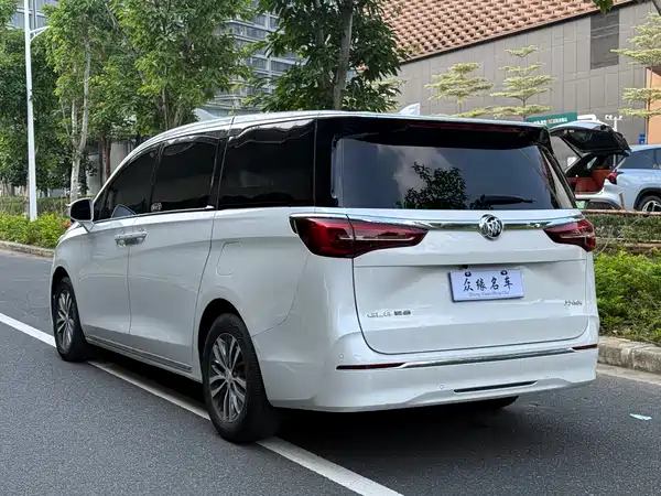 Buick GL8 2023