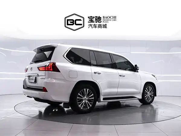 Lexus LX 2019
