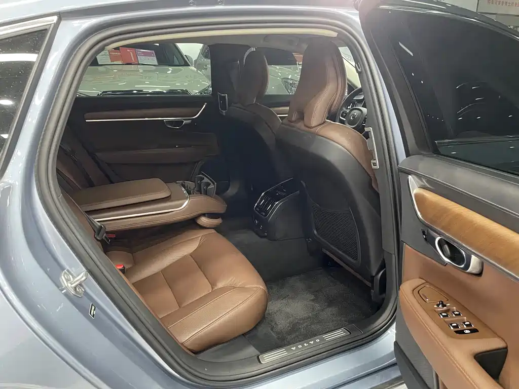 Volvo S90 2019 — фото 13
