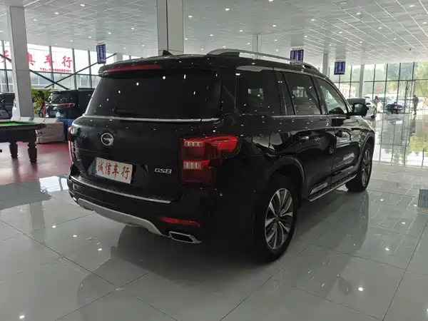 GAC Trumpchi GS8 2017