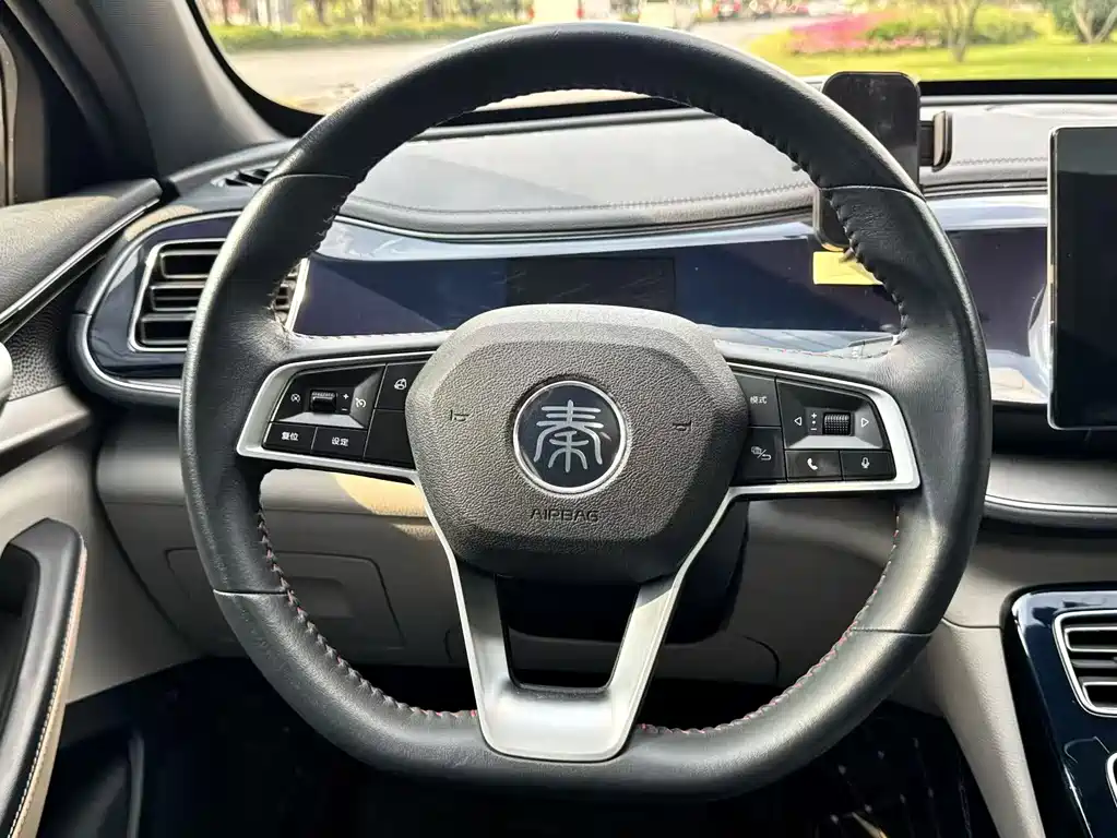 BYD Qin PLUS 2022 — фото 8