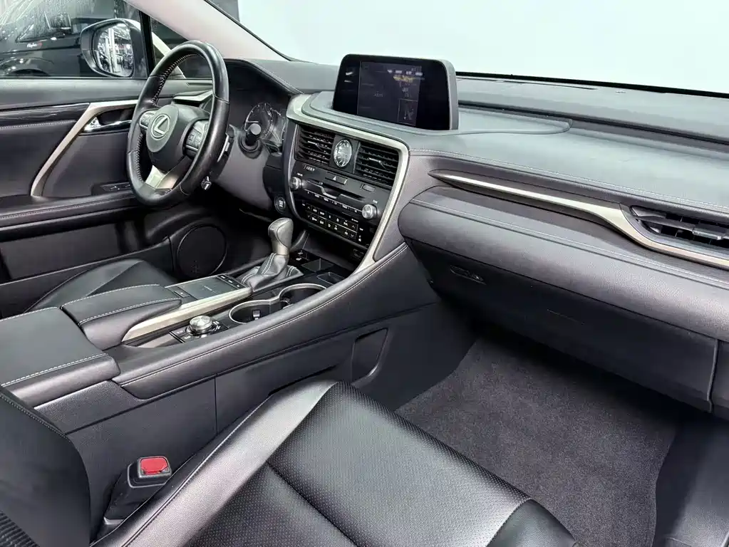 Lexus RX 2021 — фото 11