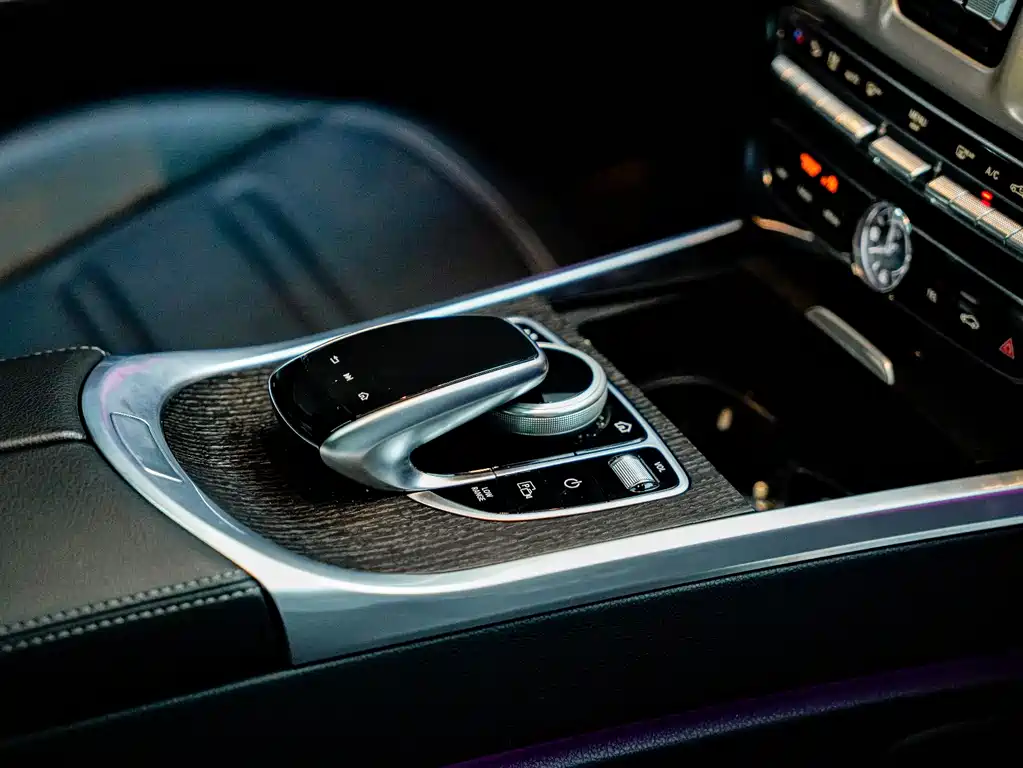 Mercedes-Benz G-Class 2023 — фото 17
