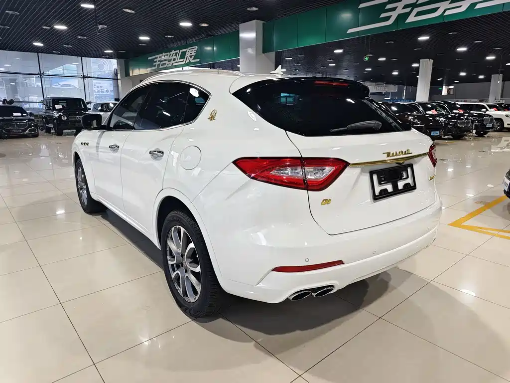Maserati Levante 2018 — фото 7