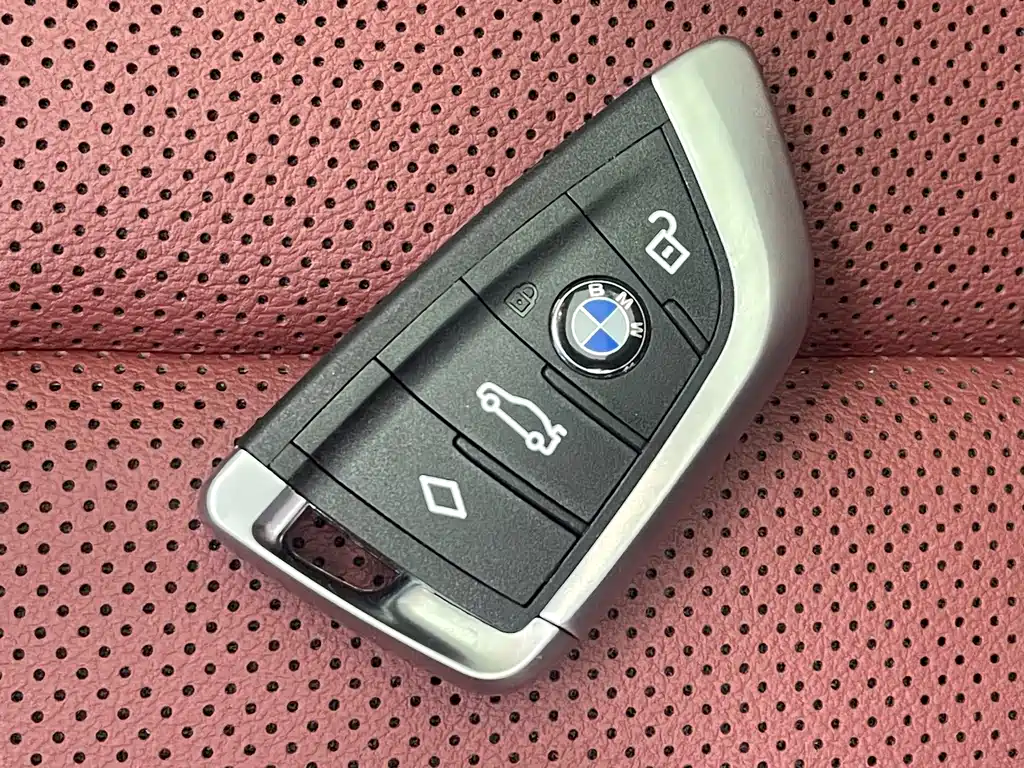 BMW X4 2023 — фото 14