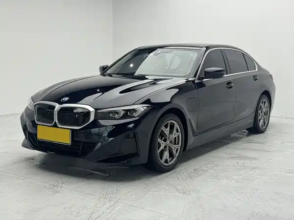 BMW i3 2023