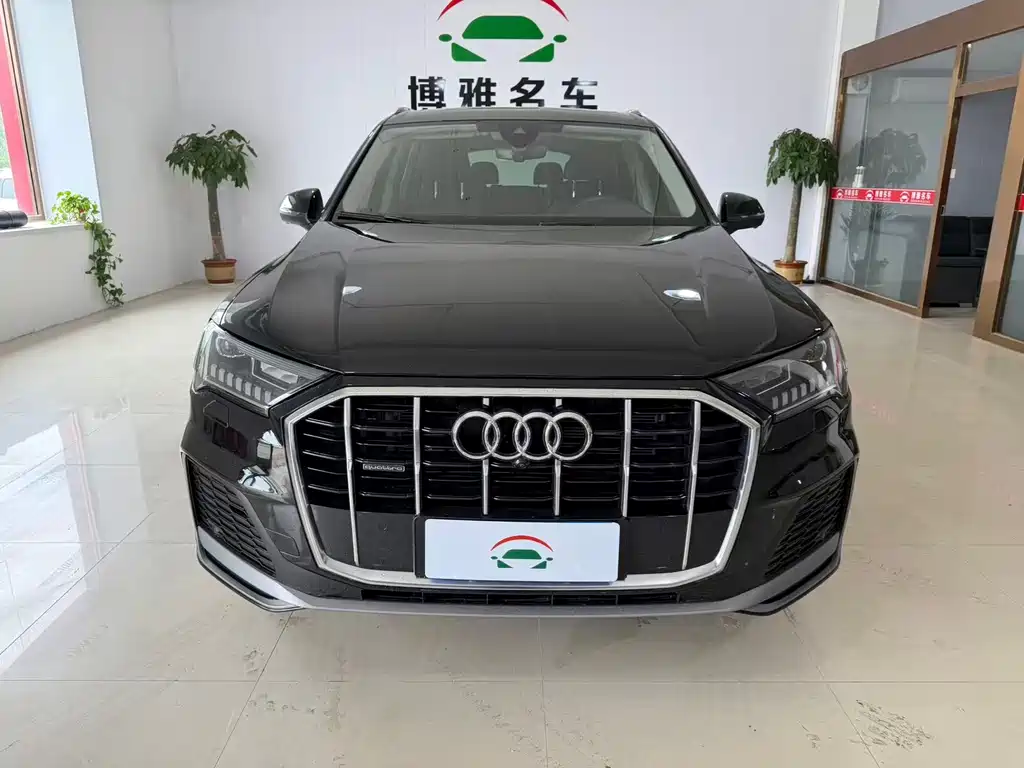 Audi Q7 2024