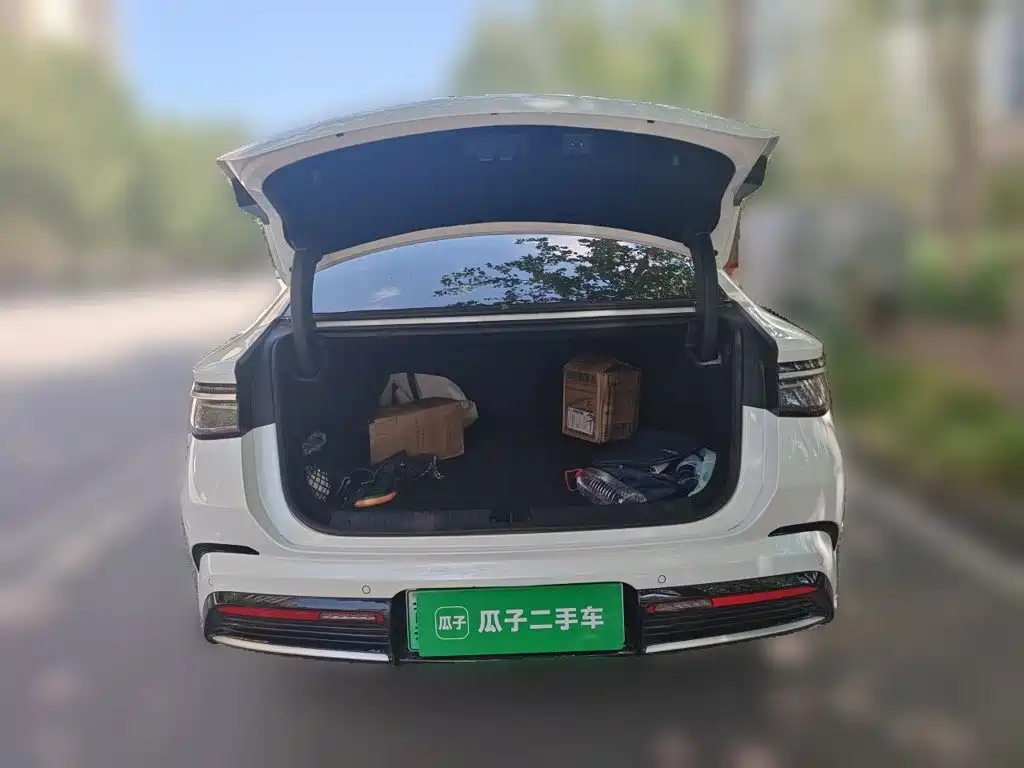 BYD Seal 2023 — фото 16