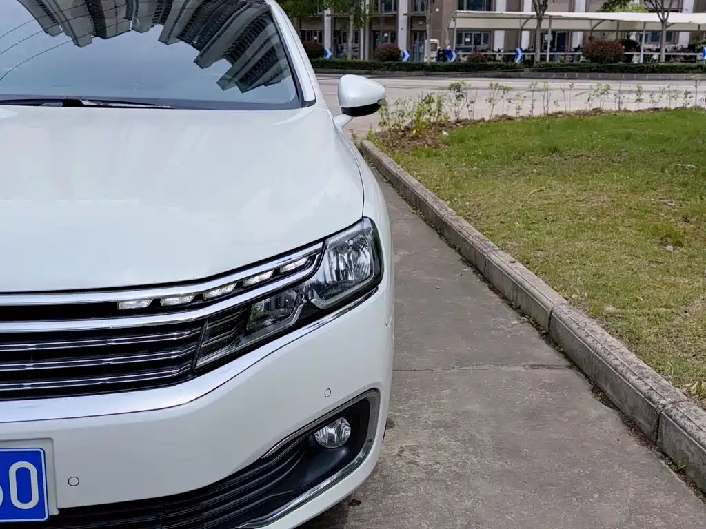 Citroën C6 2018 — фото 12