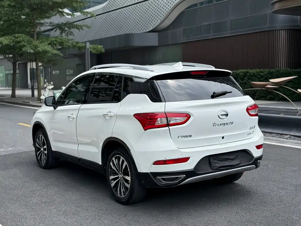 GAC Motor Trumpchi GS4 2016 — фото 6