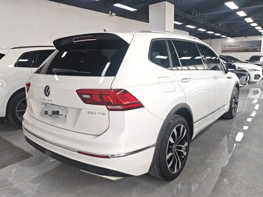 Volkswagen Tiguan L 2021 — фото 7