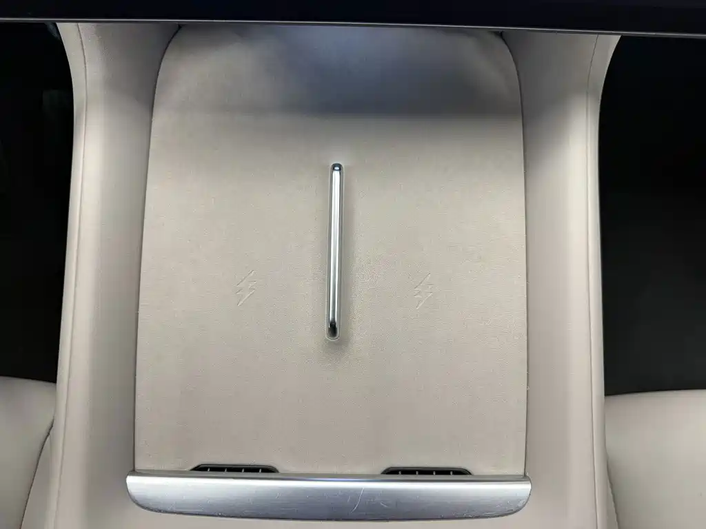 Xiaomi YU7 2025 — фото 10