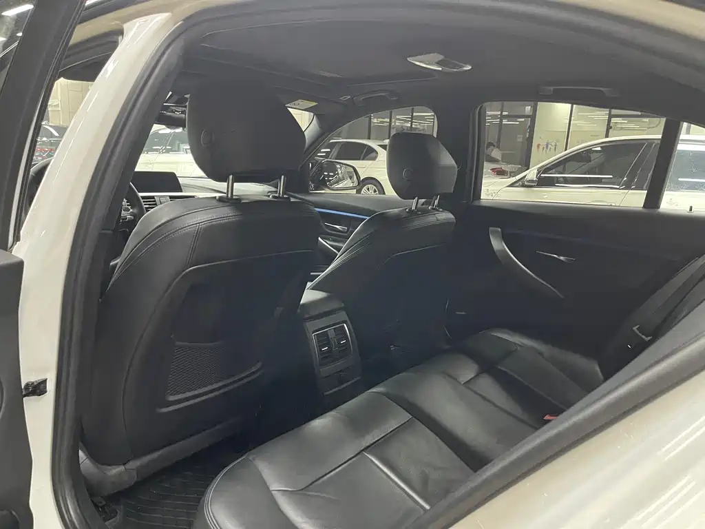 BMW 3 Series 2019