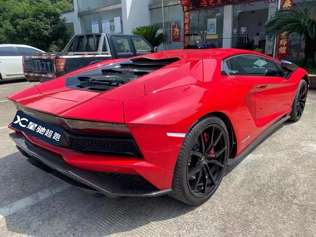 Lamborghini Aventador 2019 — фото 3