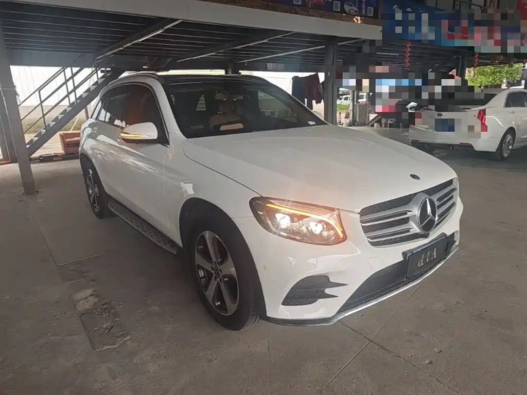 Mercedes-Benz GLC 2017 — фото 4