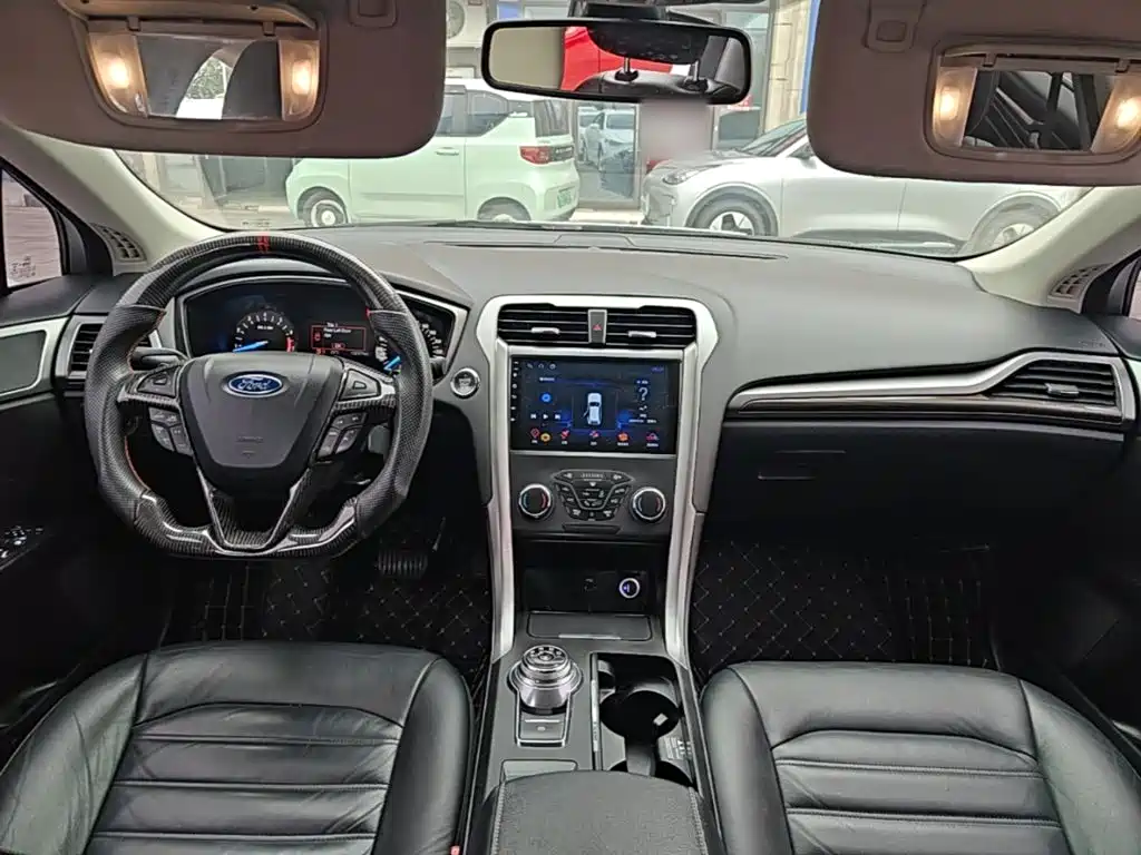 Ford Mondeo 2017 — фото 10