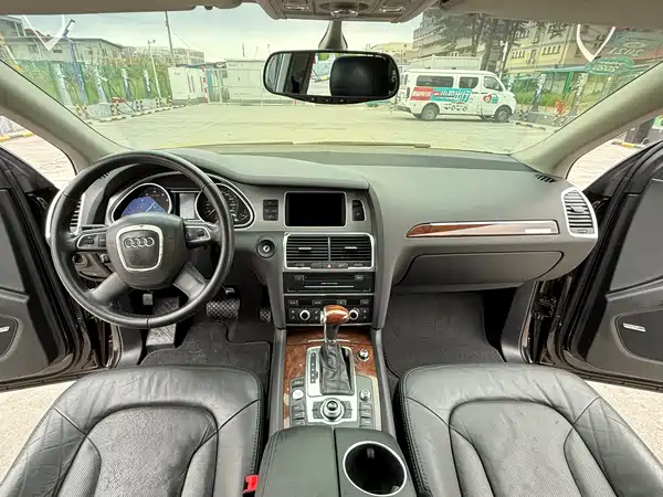 Audi Q7 2012