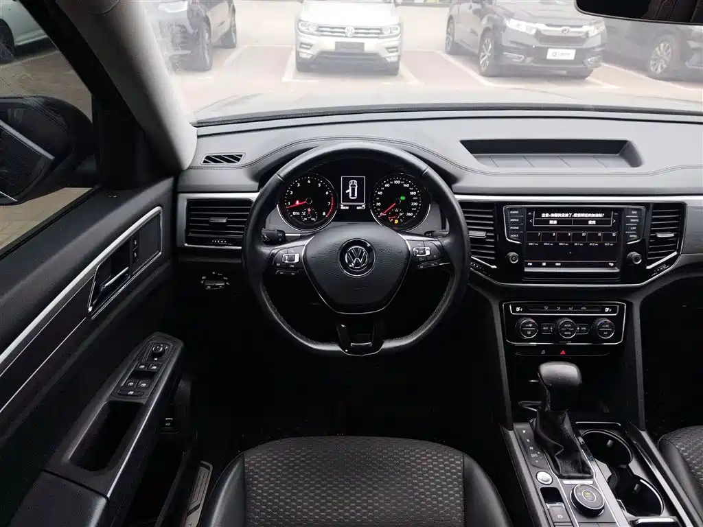 Volkswagen Teramont 2019 — фото 11
