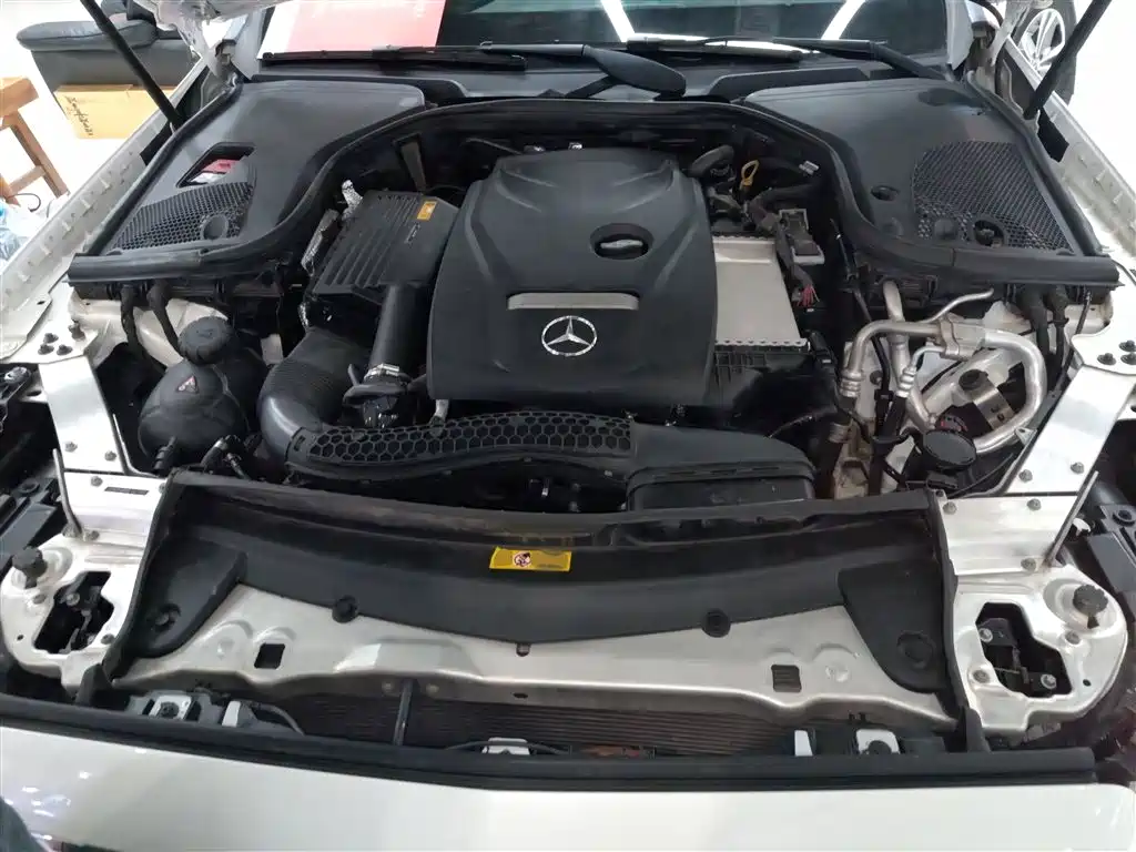 Mercedes-Benz E-Class 2018 — фото 20