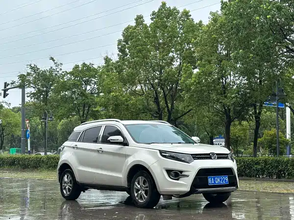 JMC Yusheng S330 2017